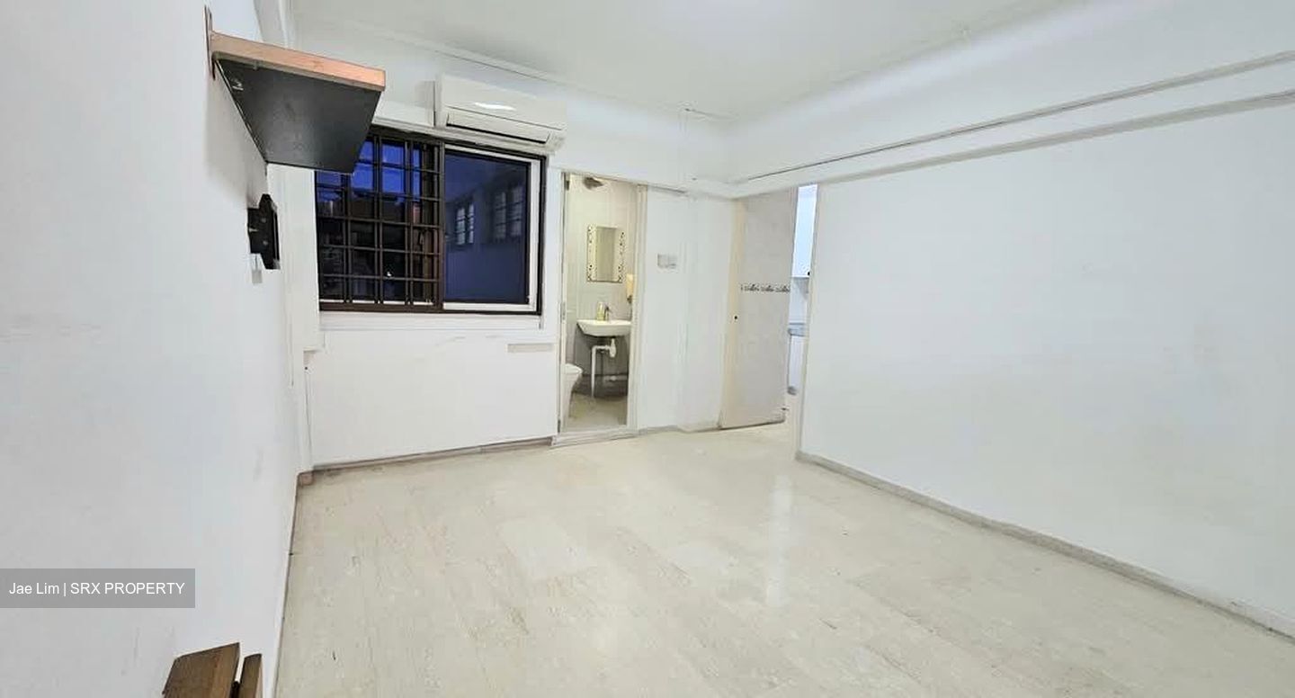 Blk 138 Tampines Street 11 (Tampines), HDB Executive #557789561